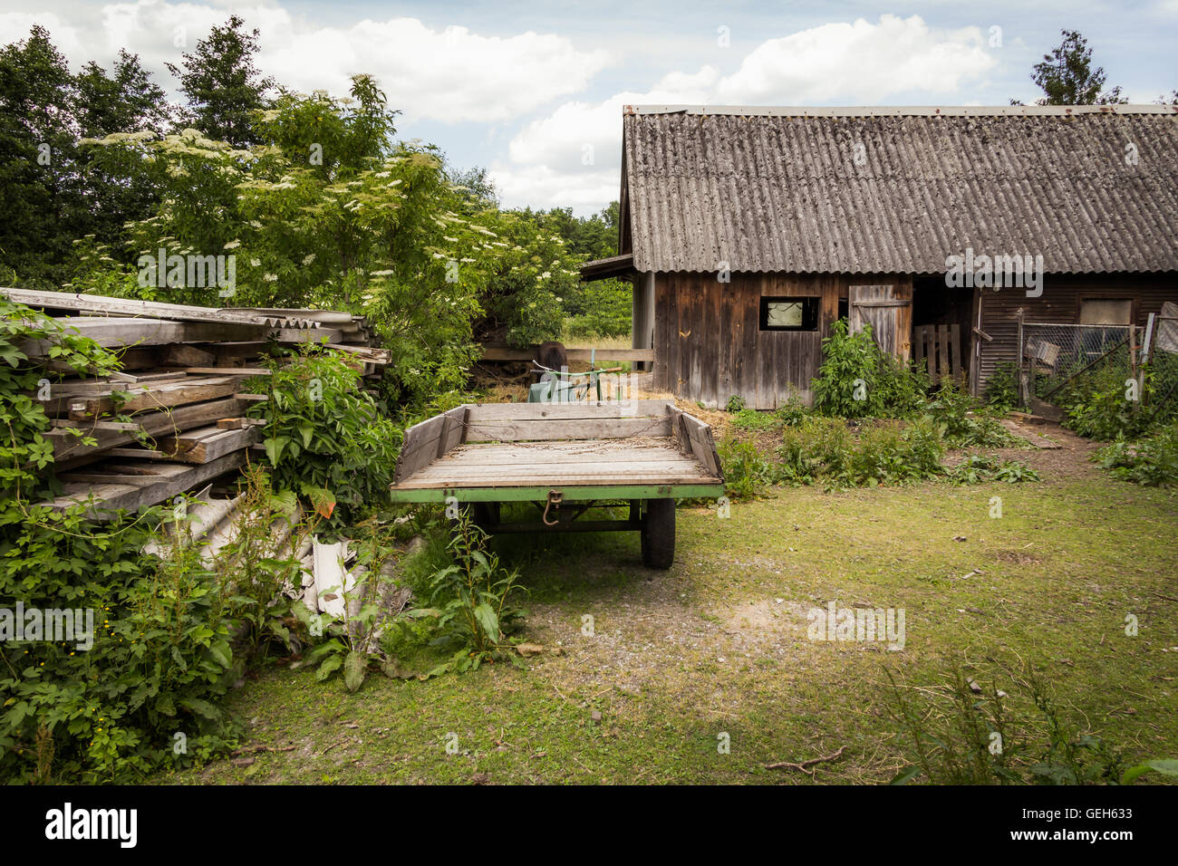 Paesaggio rurale con una capanna in legno - Spreewald, Germania. Foto Stock