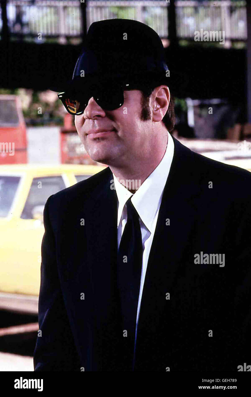 Dan Aykroyd Nach 18 Jahren wird Elwood Blues (Dan Aykroyd) endlich aus dem Gefaengnis entlassen.Caption locale *** 1998, Blues Brothers 2000, Blues Brothers 2000 Foto Stock