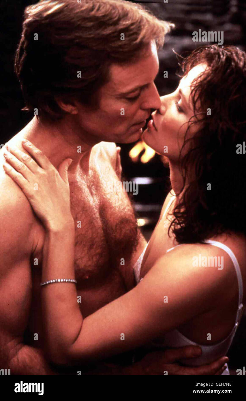 Richard Chamberlain, Jaclyn Smith Jason Bourne (Richard Chamberlain) und Marie St. Jacques (Jaclyn Smith) verlieben sich ineinander. *** Caption locale *** 1988, Bourne Identity I.+ii., agente Ohne Namen (pièces 1+2) Foto Stock