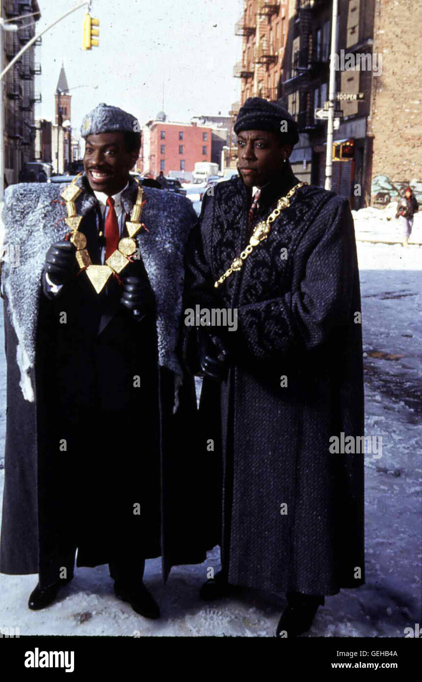 Eddie Murphy, Arsenio Hall Prinz Akeem (Eddie Murphy, l) und sein Bester al numero Freund Semmi (Arsenio Hall, r) gehen in New York auf Brautschau. *** Caption locale *** 1988, provenienti da America, Der Prinz Aus Zamunda Foto Stock