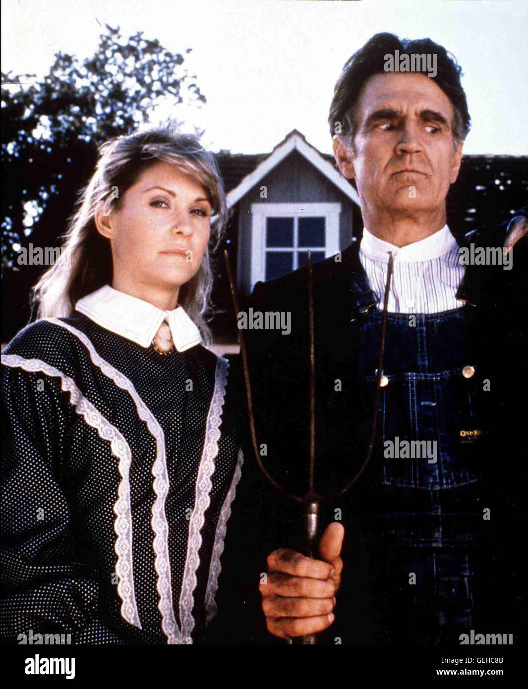 Dee Wallace Stone, Billy Green Bush Auf der Farm von Jay (Billy Green Bush) und Helen Brown (Dee Wallace Stone) sind ausserirdische Kreaturen gelandet, die aus einem galaktischen Gefaengnis ausgebrochen sind. *** Caption locale *** 1986, Critters, Critte Foto Stock