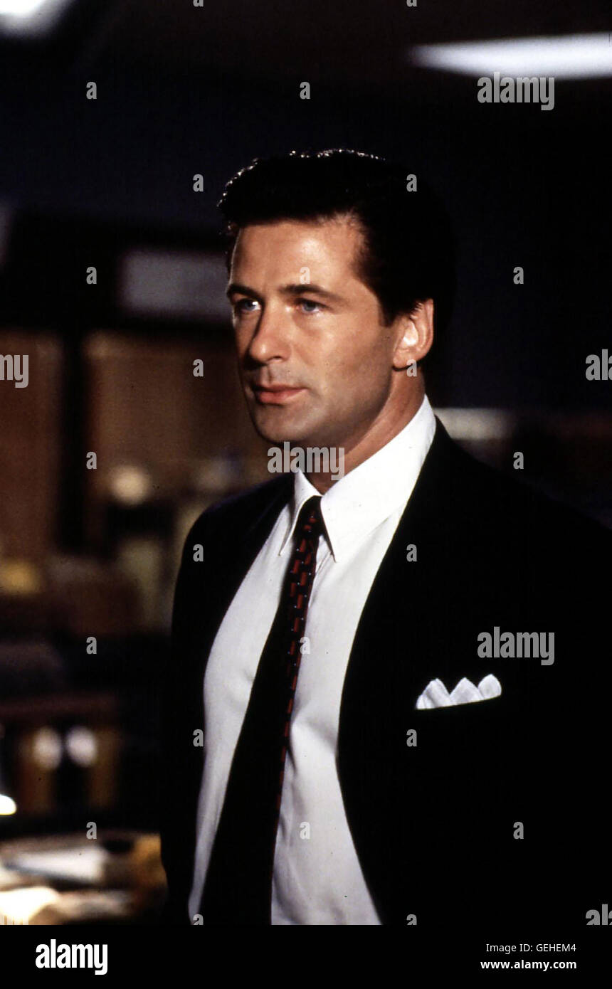 Alec Baldwin Makler Blake (Alec Baldwin) erklaert seinen Angestellten, dass die beiden, die am Monatsende am meisten verkauft haben, eine Belohnung erhalten, waehrend der resto entlassen wird. *** Caption locale *** 1992, Glengarry Glen Ross, Glengarry Glen Foto Stock