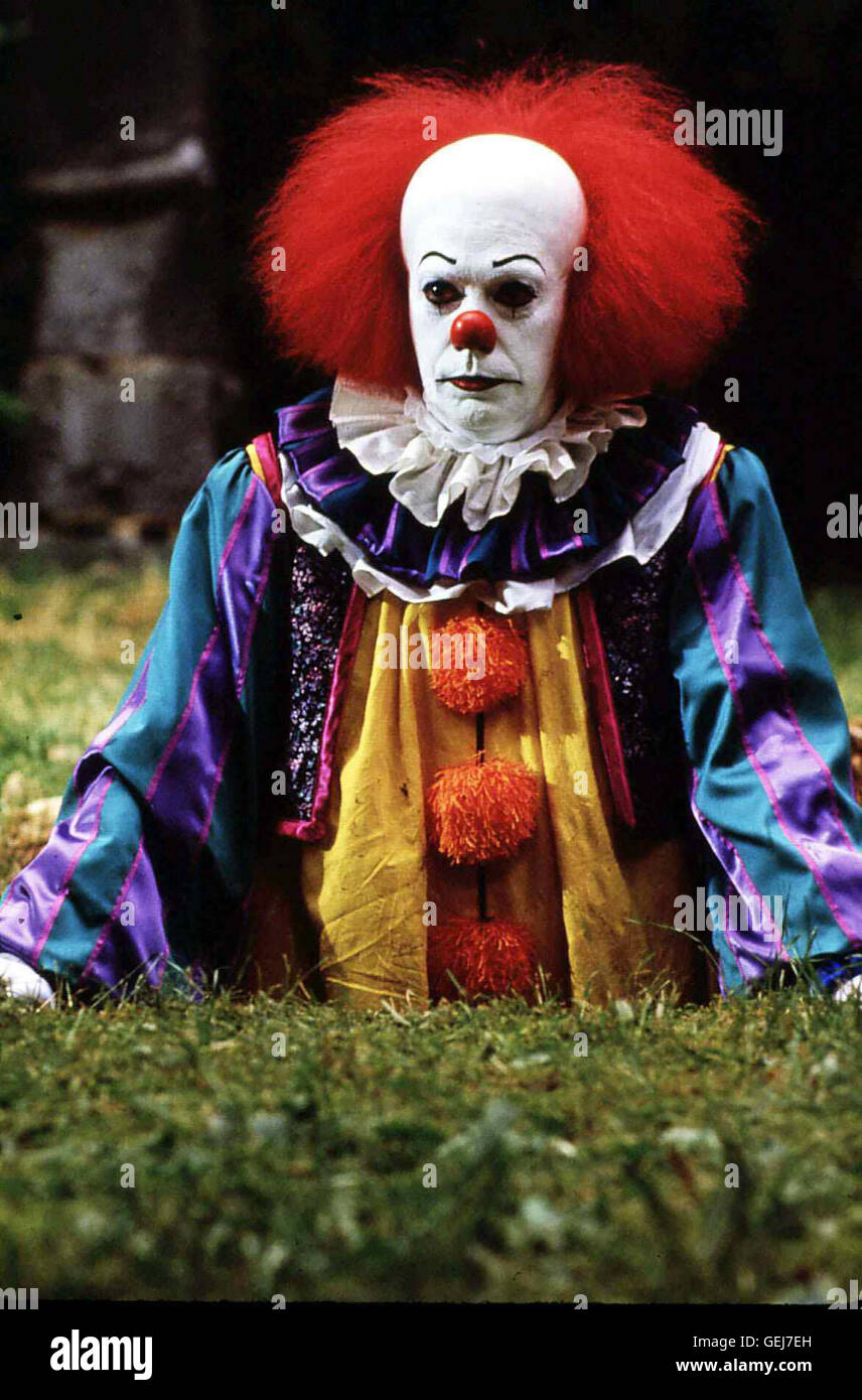 Tim Curry ES, das Boese in der Gestalt des clown Pennywise (Tim Curry),  terrorisiert eine Kleinstadt.
