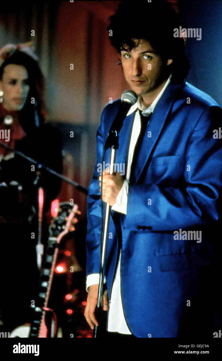 Adam Sandler Robbys (Adam Sandler) grosser Traum ist es, ein bekannter Musiker zu werden. *** Caption locale *** 1997, cantante di nozze, l', Eine Hochzeit Zum Verlieben Foto Stock
