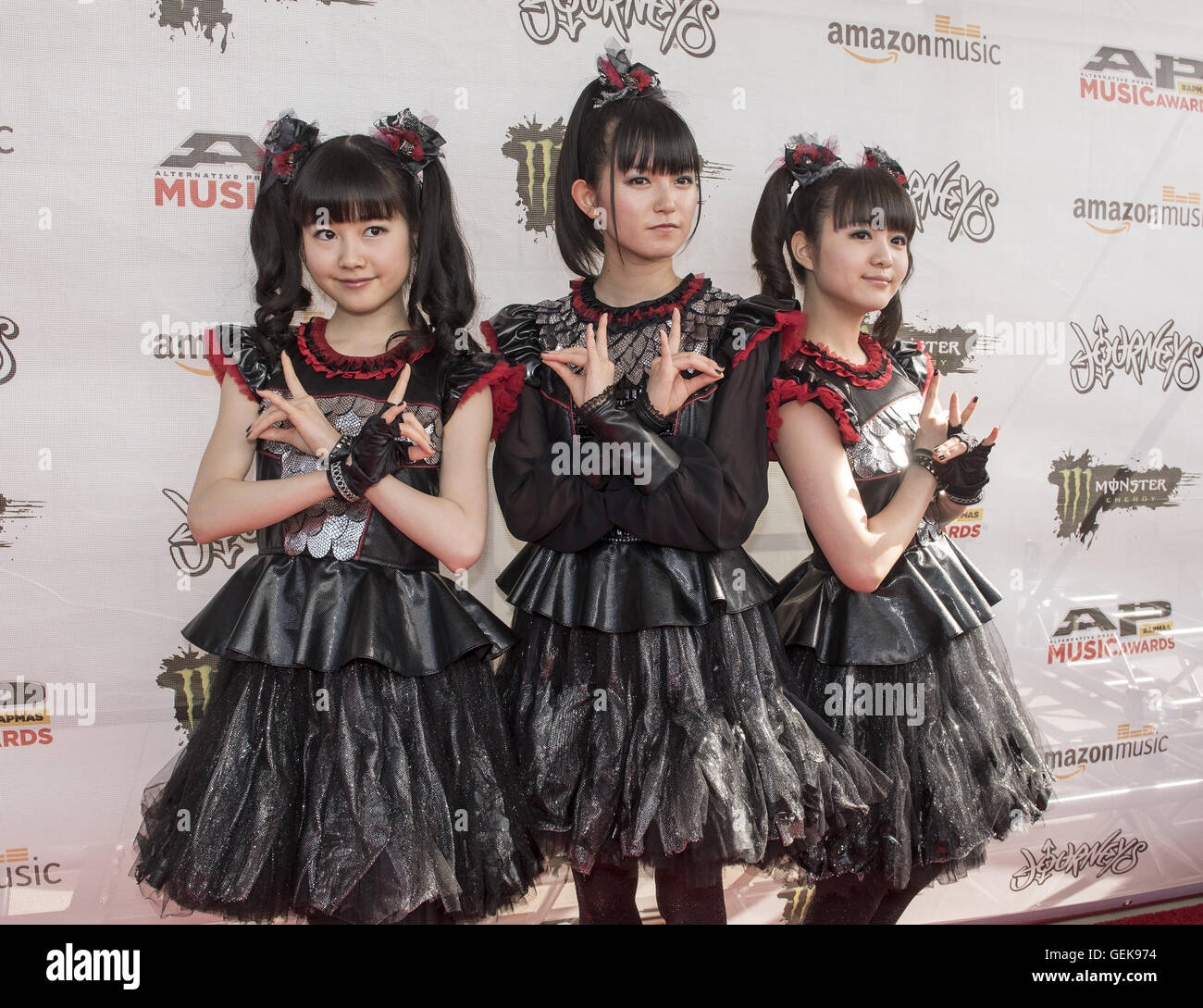 Columbus, OH, Stati Uniti d'America. 26 apr, 2015. 18 Luglio 2016 - Columbus, Ohio - Yui Mizuno come ''Yuimetal'', Suzuka Nakamoto come ''Su-metal'' e Moa Kikuchi come ''Moametal'' del giapponese metal band Babymetal frequentare l'alternativa premere Music Awards 2016 tenutasi a Jerome Schottenstein Center. Photo credit: Jason L Nelson/AdMedia © Jason L Nelson/AdMedia/ZUMA filo/Alamy Live News Foto Stock