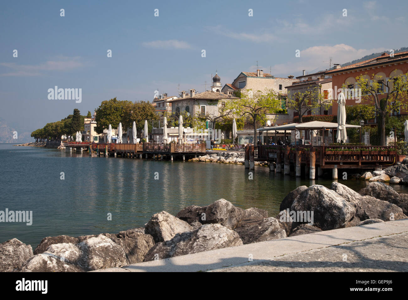 Torri del Benaco sul Lago di Garda Foto Stock