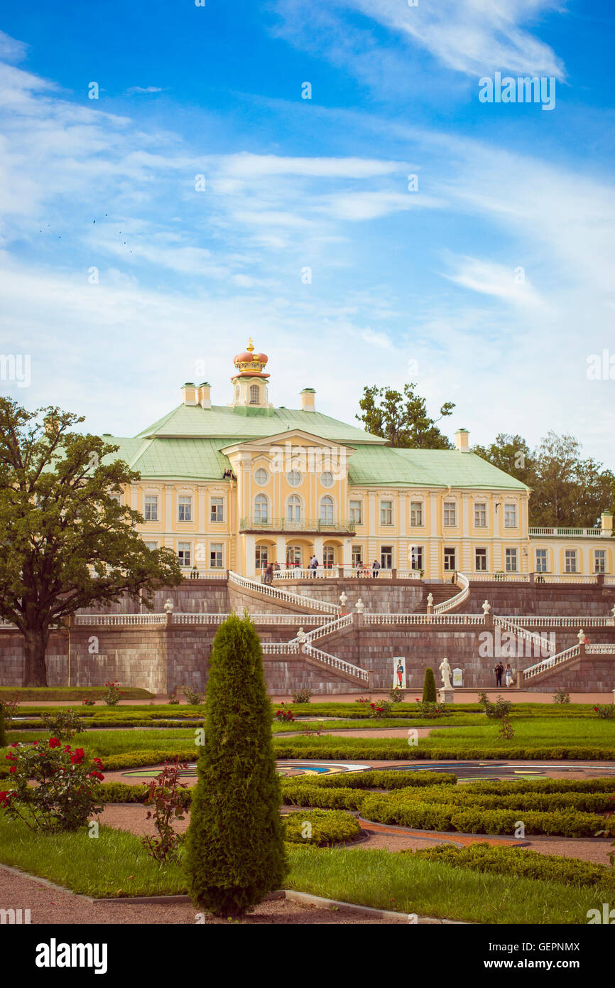 Grand Il Palazzo Mensikov, il Palazzo ed il Parco ensemble di Oranienbaum, Russia Foto Stock