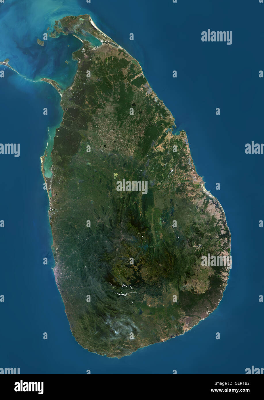 Vista satellitare dello Sri Lanka. Questa immagine è stata elaborata sulla base dei dati acquisiti dal satellite Landsat 8 satellite in 2014. Foto Stock