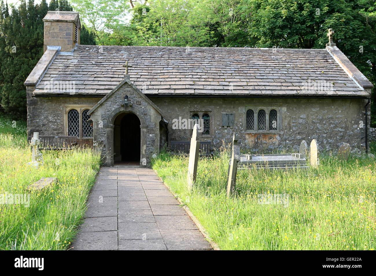 La vecchia chiesa di San Leonardo in cappella-le-Dale, North Yorkshire, Inghilterra. Foto Stock