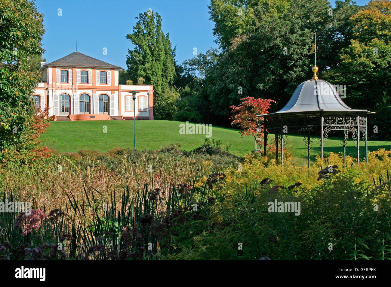 Geografia / viaggi, Germania, Hesse Darmstadt, Principe Emil giardino, di giardini in stile inglese, 1775/76 da Nikolaus Andreas Siebert per il ministro Carl von Moser, master-builder: Johann Martin Schuhknecht, Foto Stock