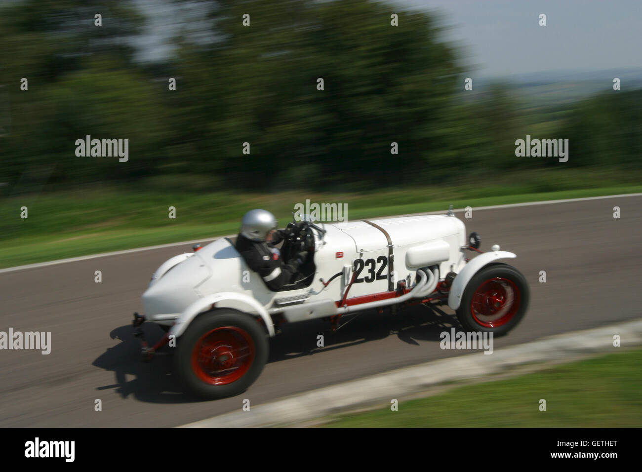 1926/30 Alvis sulla velocità di Prescott Hill climb. Foto Stock