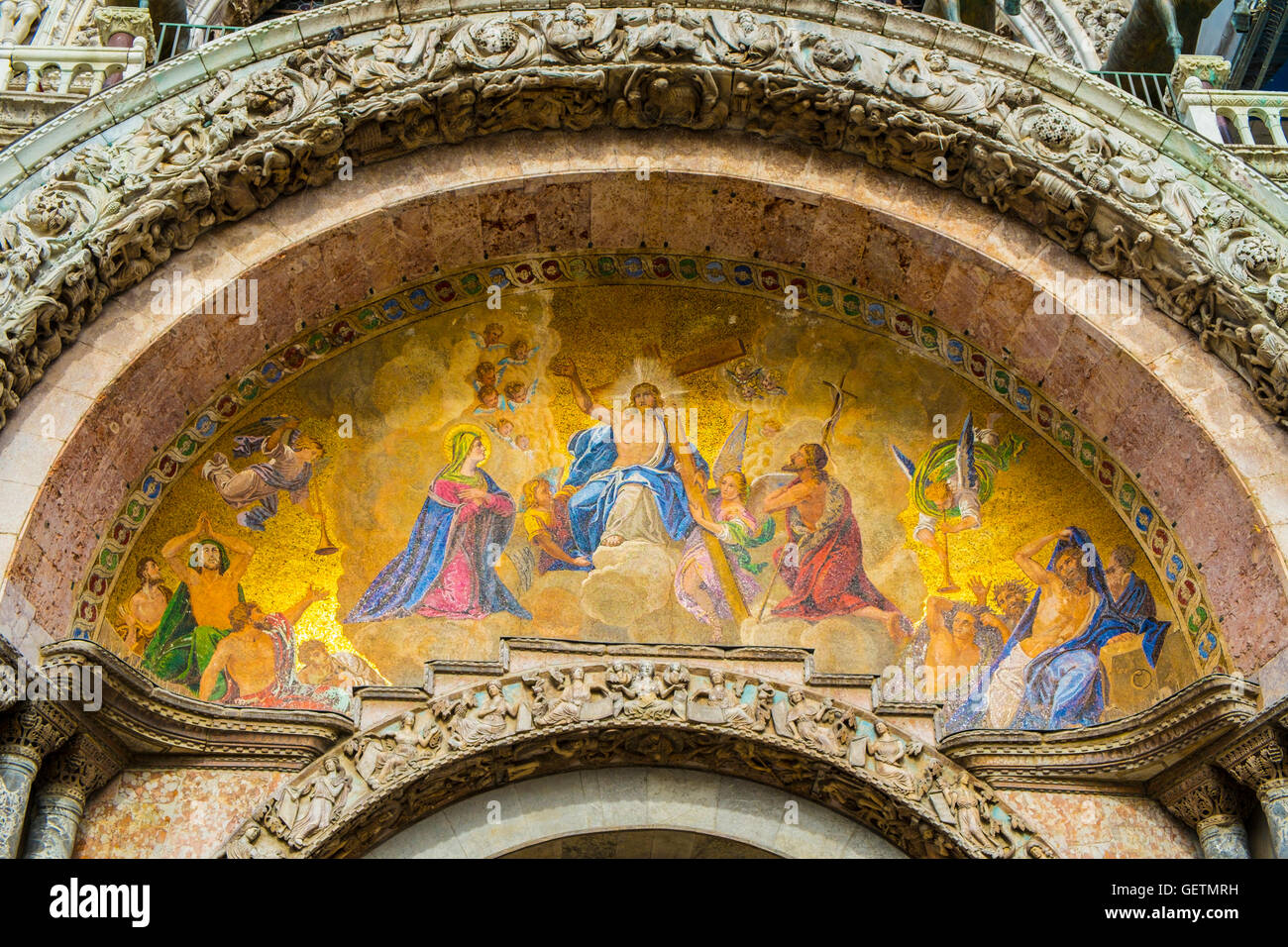 Illustrazione esterna della Cattedrale Patriarcale Basilica di San Marco in Piazza San Marco a Venezia. Foto Stock