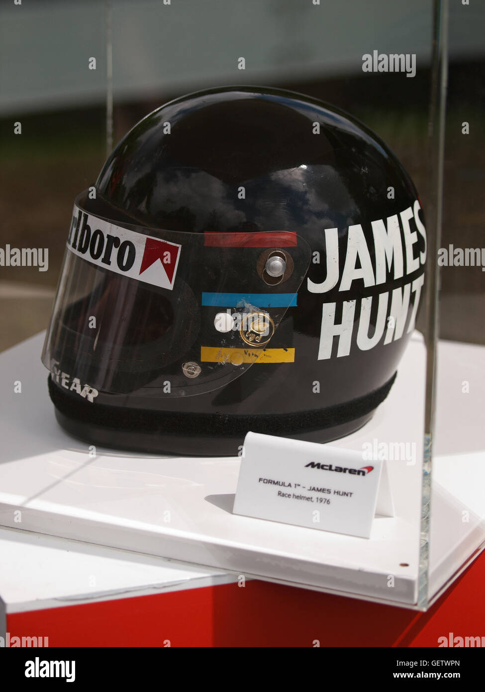 2016 Goodwood Festival of Speed UK - James Hunt gara casco 1976 Foto stock  - Alamy