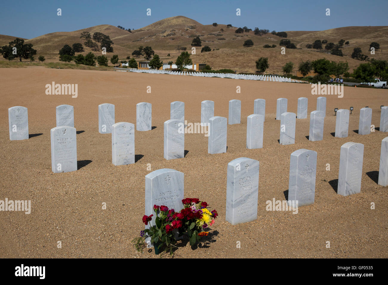 Arvin, California - Bakersfield Cimitero nazionale nelle montagne Tehachapi, a est di Bakersfield. Foto Stock