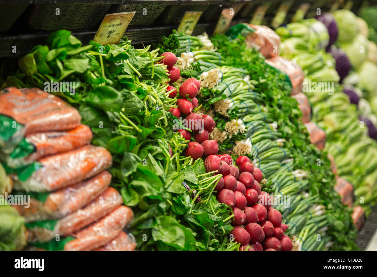 Las Vegas, Nevada - i germogli Farmers Market. La società gestisce 230 negozi in 13 Stati membri, concentrandosi sulle carni e cibi sani. Foto Stock