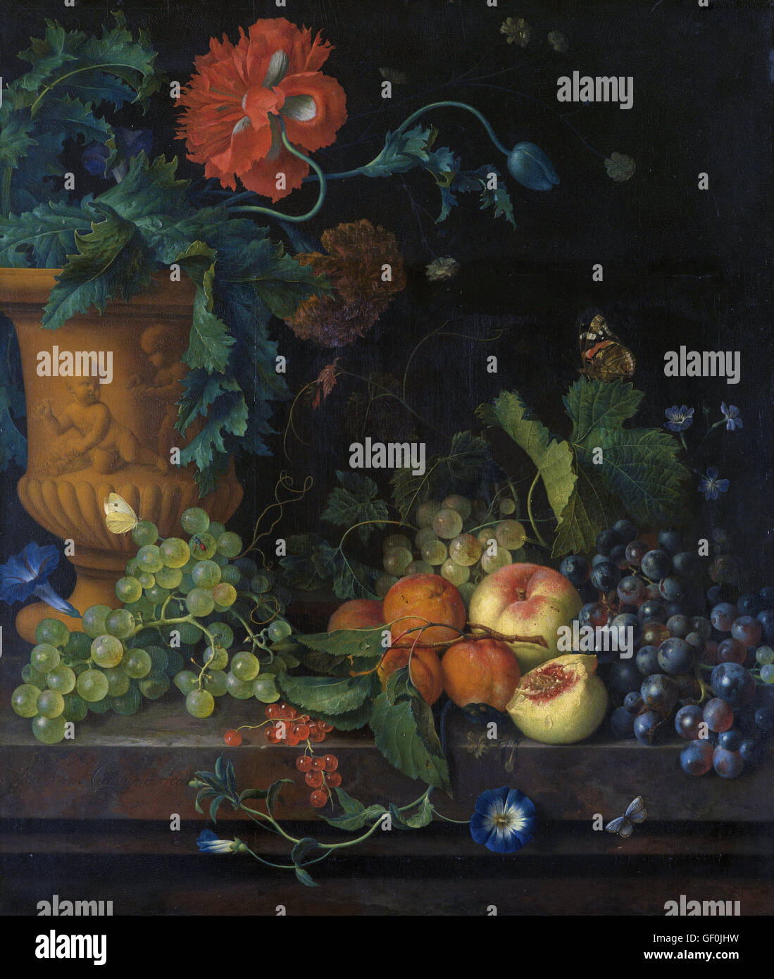 Vaso in terracotta con fiori e frutta - Jan van Huijsum Foto Stock