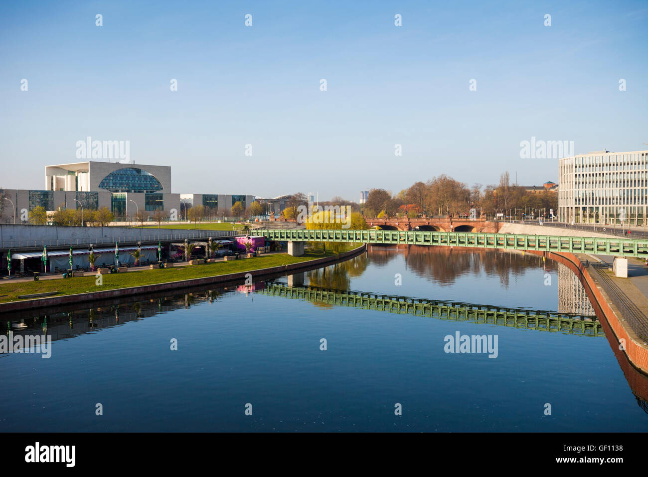 Spreebogenpark ed edifici governativi, Berlino, Tedesco Foto Stock