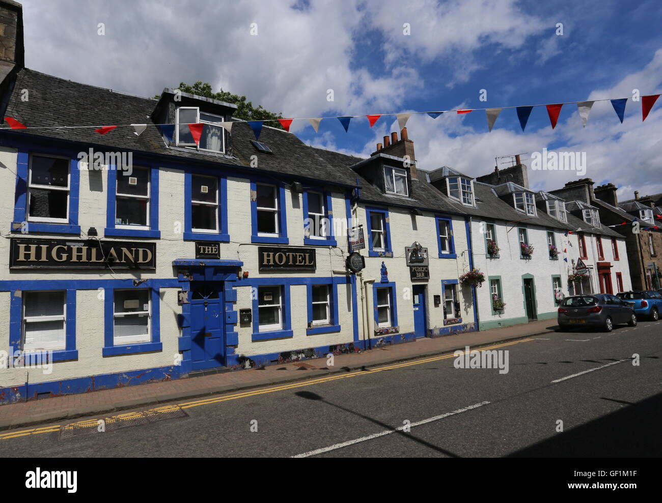 Doune street scene con highland hotel Scozia Luglio 2016 Foto Stock