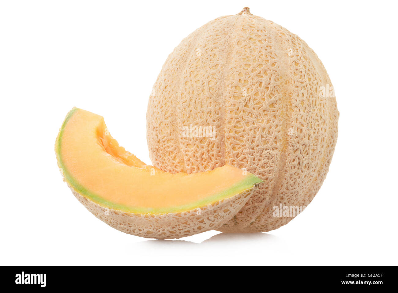 Il melone Cantalupo con slice su bianco Foto Stock