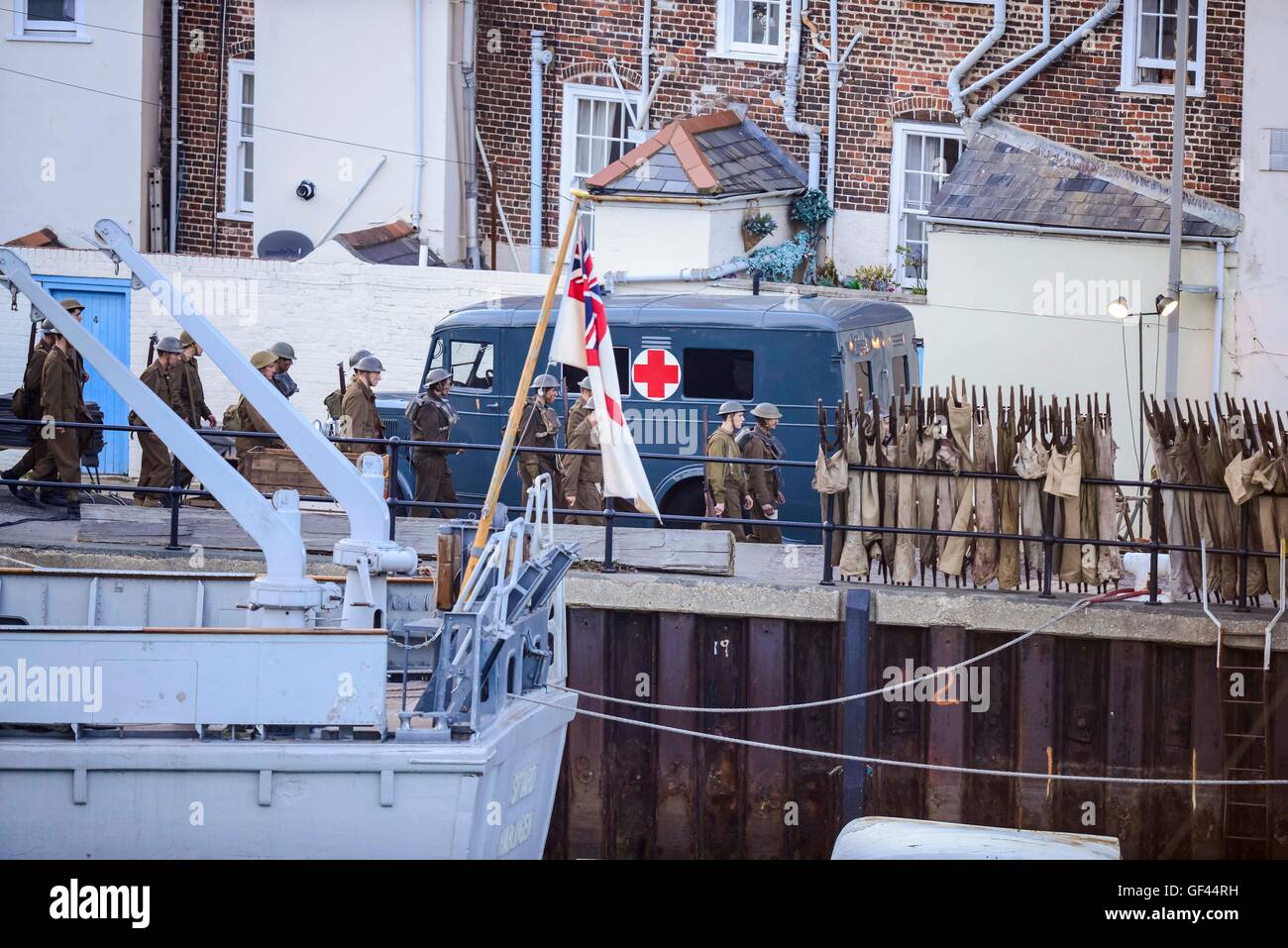 Porto di Weymouth Dorset, Regno Unito. 28 Luglio, 2016. Le riprese di Dunkerque a Weymouth Harbour nel Dorset. Credito Foto: Graham Hunt/Alamy Live News Foto Stock