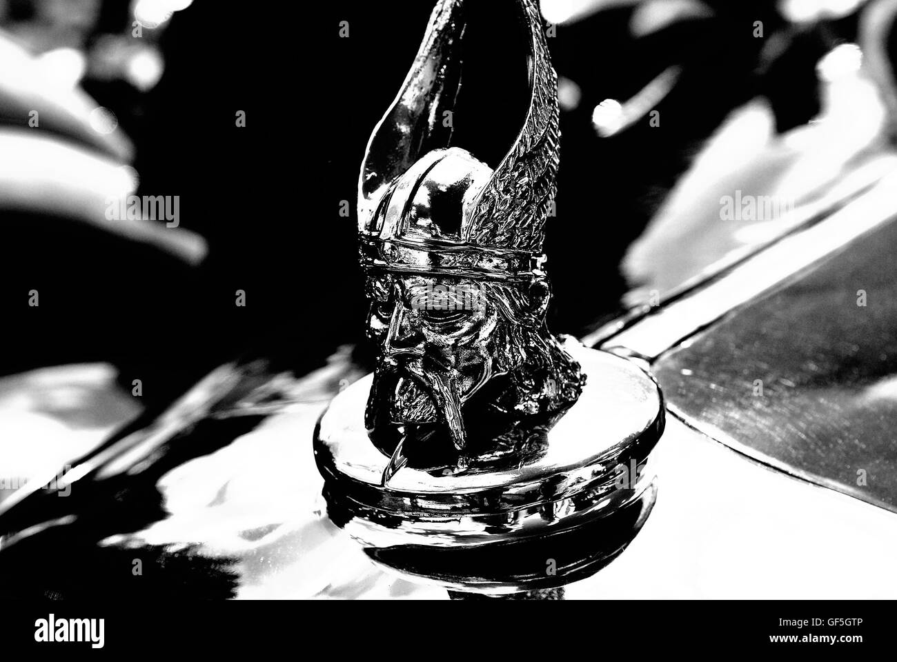Ornamento del cofano di un auto classica Foto Stock