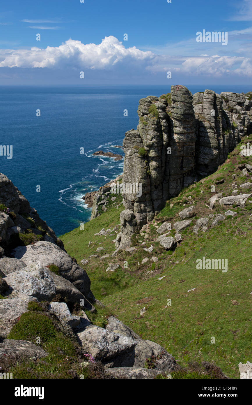 Rocciosa costa ovest a Lundy Island,Canale di Bristol,Devon, Inghilterra Foto Stock