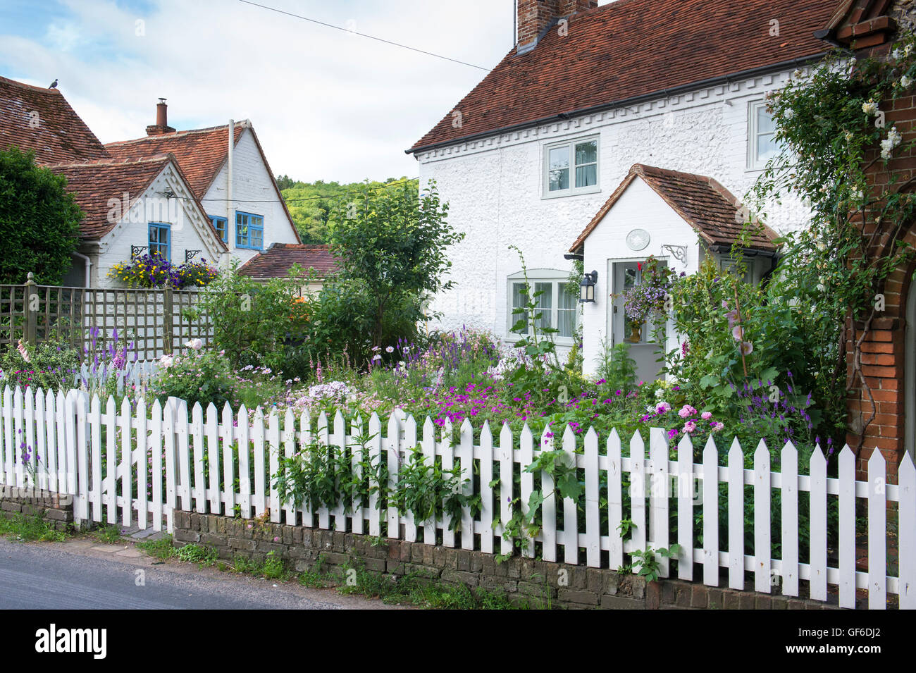 Cottage nel villaggio di Skirmett. Buckinghamshire, Inghilterra Foto Stock