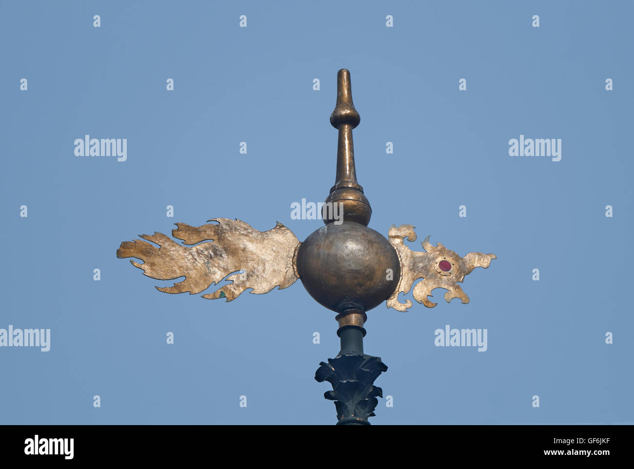 San Luca Old Street, dragon weathervane. Probabilmente la progettazione congiunta di Giovanni Giacomo e Nicholas Hawksmoor, costruito 1727-1733. Foto Stock