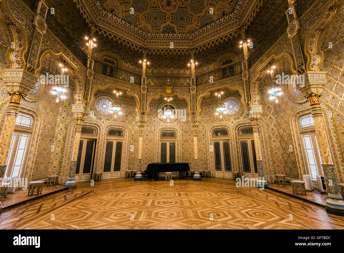 Salao arabe o Arabian Hall, Palacio da Bolsa, Porto, Portogallo Foto Stock