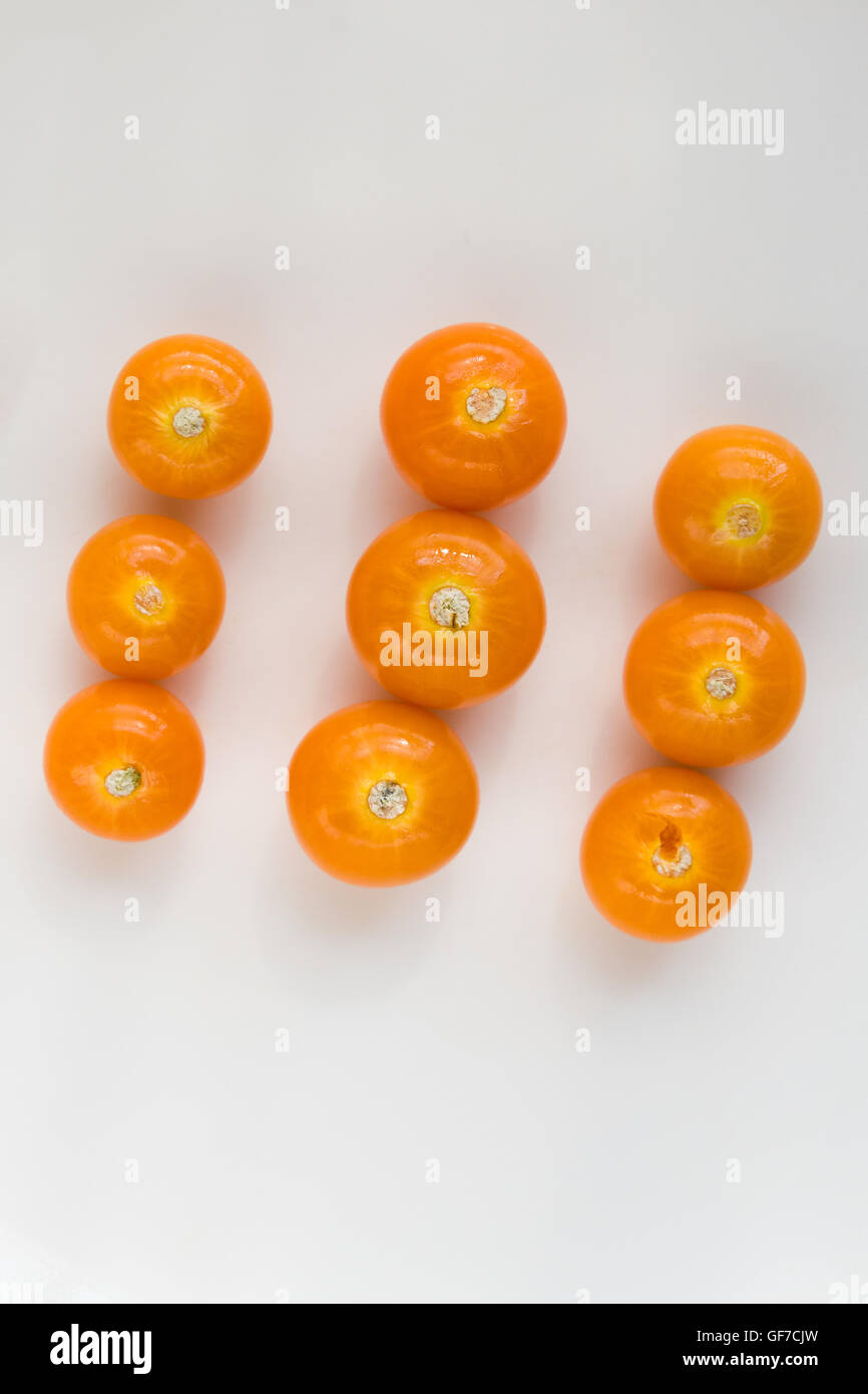 Ribes del capo sulla piastra bianca senza sbuccia Foto Stock