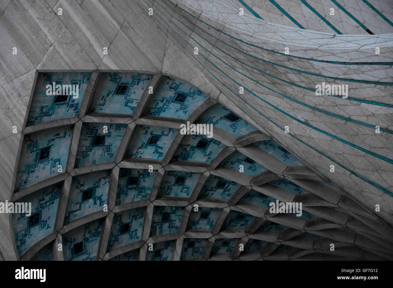 Borj-e Azadi (Liberty Torre). La torre costruire come un monumento segna l'entrata ovest della città ed era il simbolo di Teheran. Foto Stock