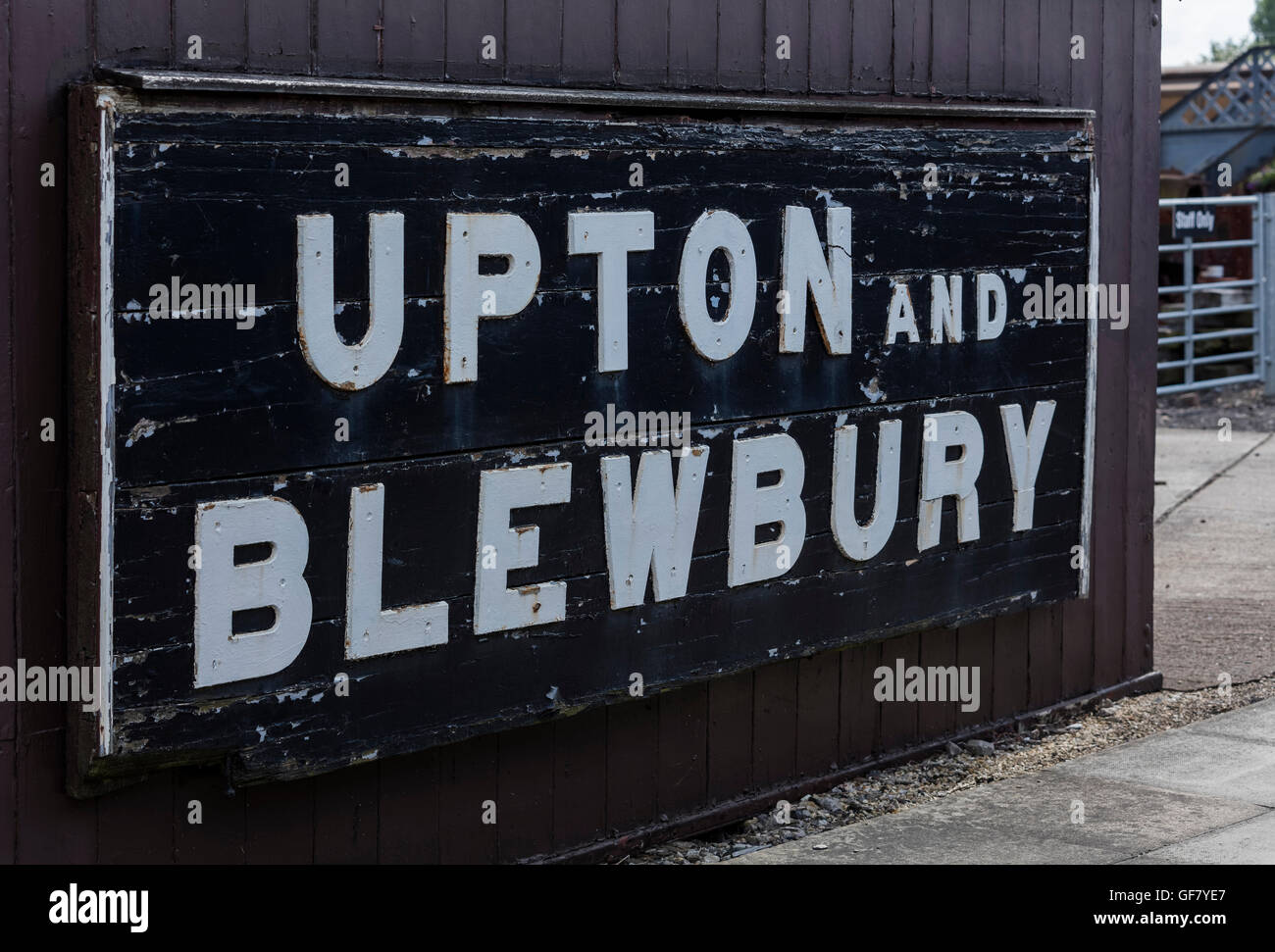 In legno restaurati Upton e stazione Blewbury firmare al Didcot Railway Centre in Oxfordshire Foto Stock