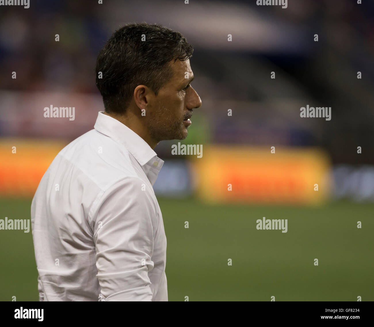 Harrison, Stati Uniti. 27 Luglio, 2016. L'Estudiantes coach Nelson Rivas assiste partita amichevole tra FC Inter Milan & Estudiantes De La Plata a Red Bulls Arena si è conclusa nel tirante 1 -1 © Lev Radin/Pacific Press/Alamy Live News Foto Stock