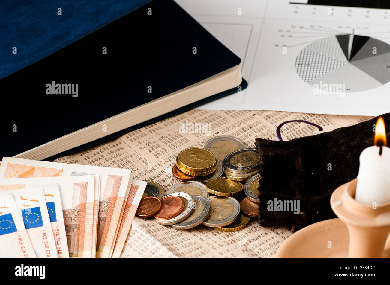 Cercare una migliore del mercato azionario Investimenti Foto Stock