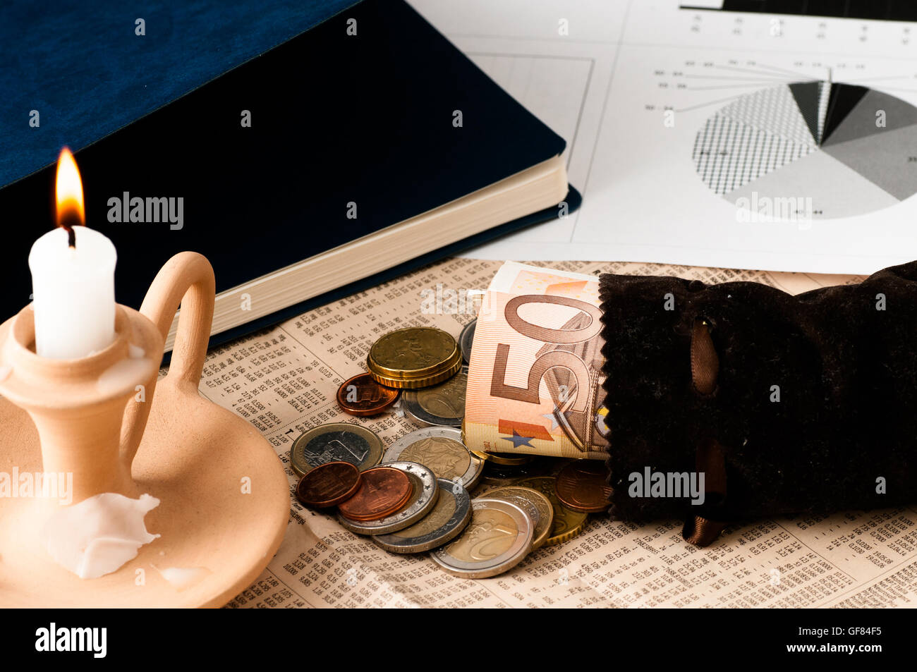 Cercare una migliore del mercato azionario Investimenti Foto Stock