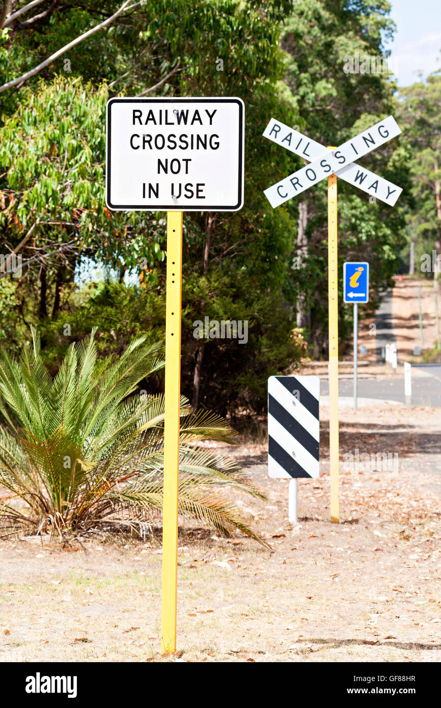 Incrocio ferroviario non in uso segno, Northcliff Australia Occidentale Foto Stock