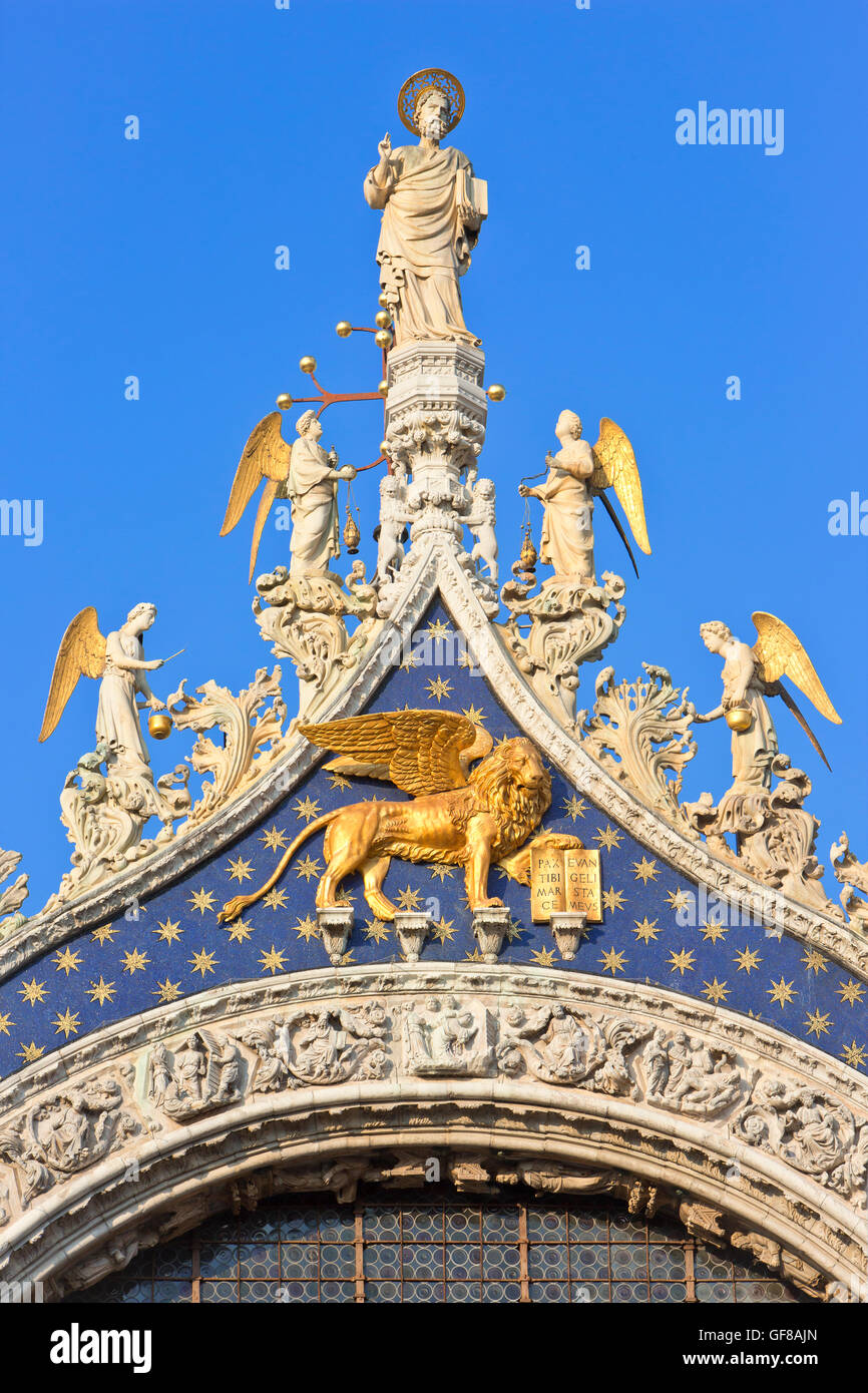 Dettaglio del tetto della Basilica di San Marco a Venezia, Italia Foto Stock