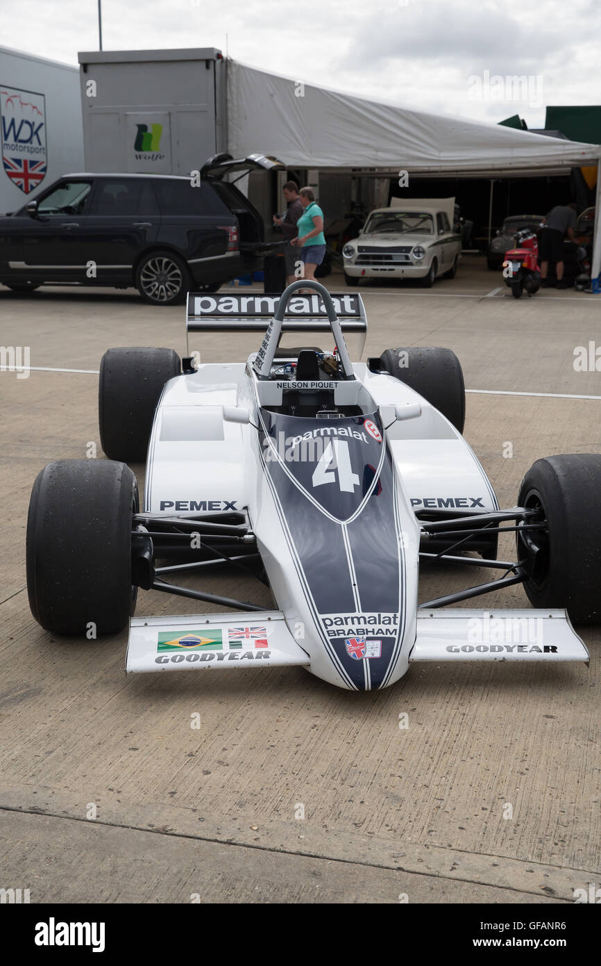 Silverstone,Towcester,UK,30 Luglio 2016,Nelson Piquet nel auto di Formula Uno nel pitts a Silverstone Classic 201 Credito: Keith Larby/Alamy Live News Foto Stock