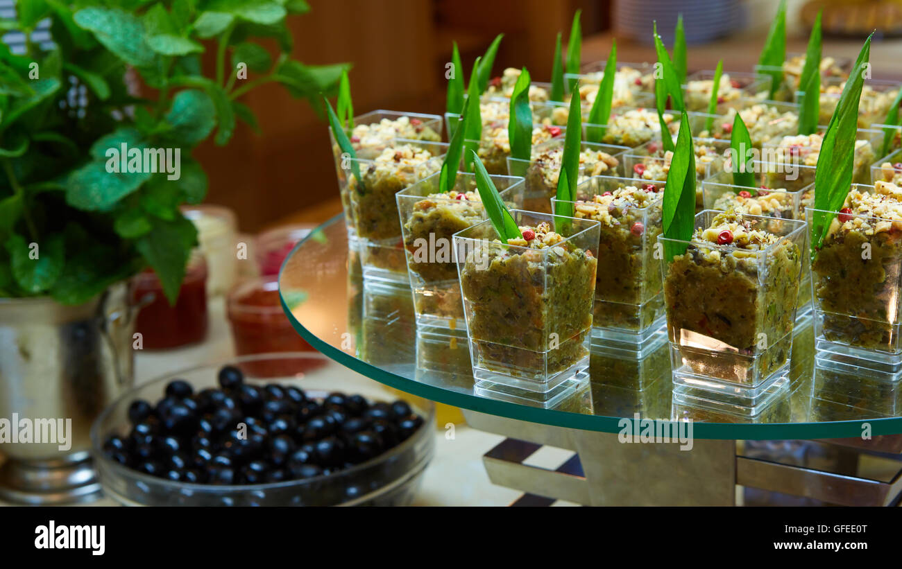 Set di saporiti canape' per un evento party Foto Stock