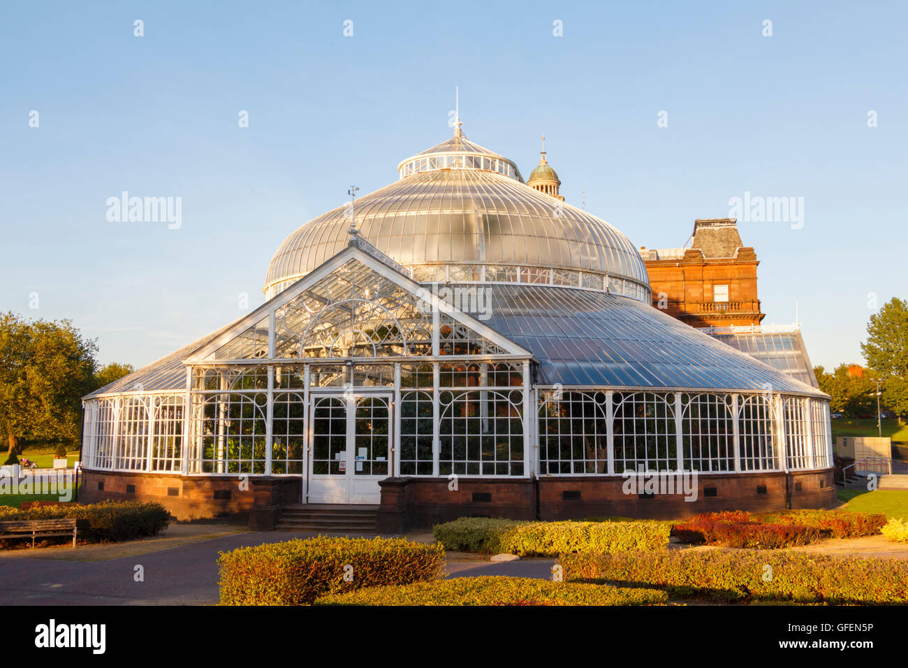 Il Palazzo del Popolo, Glasgow, un grande giardino botanico Foto Stock
