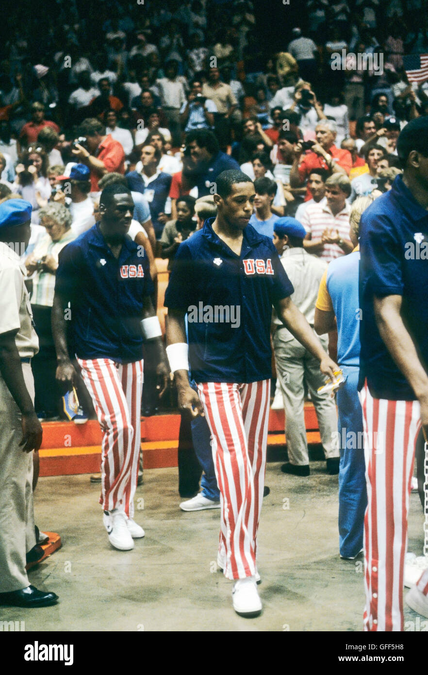 California - Los Angeles - 1984 giochi olimpici estivi. Di pallacanestro degli uomini. Michael Jordan in retro Foto Stock