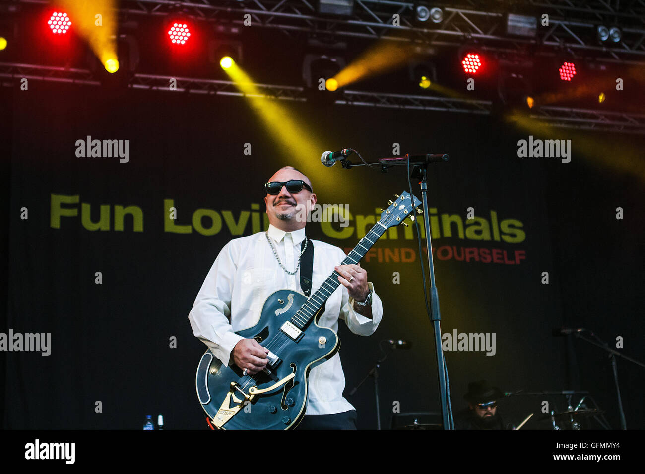 Pikehall, Derbyshire, Regno Unito. 31 Luglio, 2016. Fun Lovin criminali, Huey Morgan, Brian 'Veloce' Leiser' e Frank Benbini, eseguire a Y non Festival, Pikehall, Derbyshire, Regno Unito domenica 31 luglio 2016. Credito: Alex Williams/Alamy Live News Foto Stock