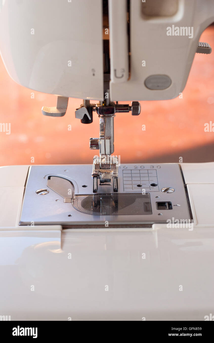 La parte dell'ago della macchina da cucire Foto Stock