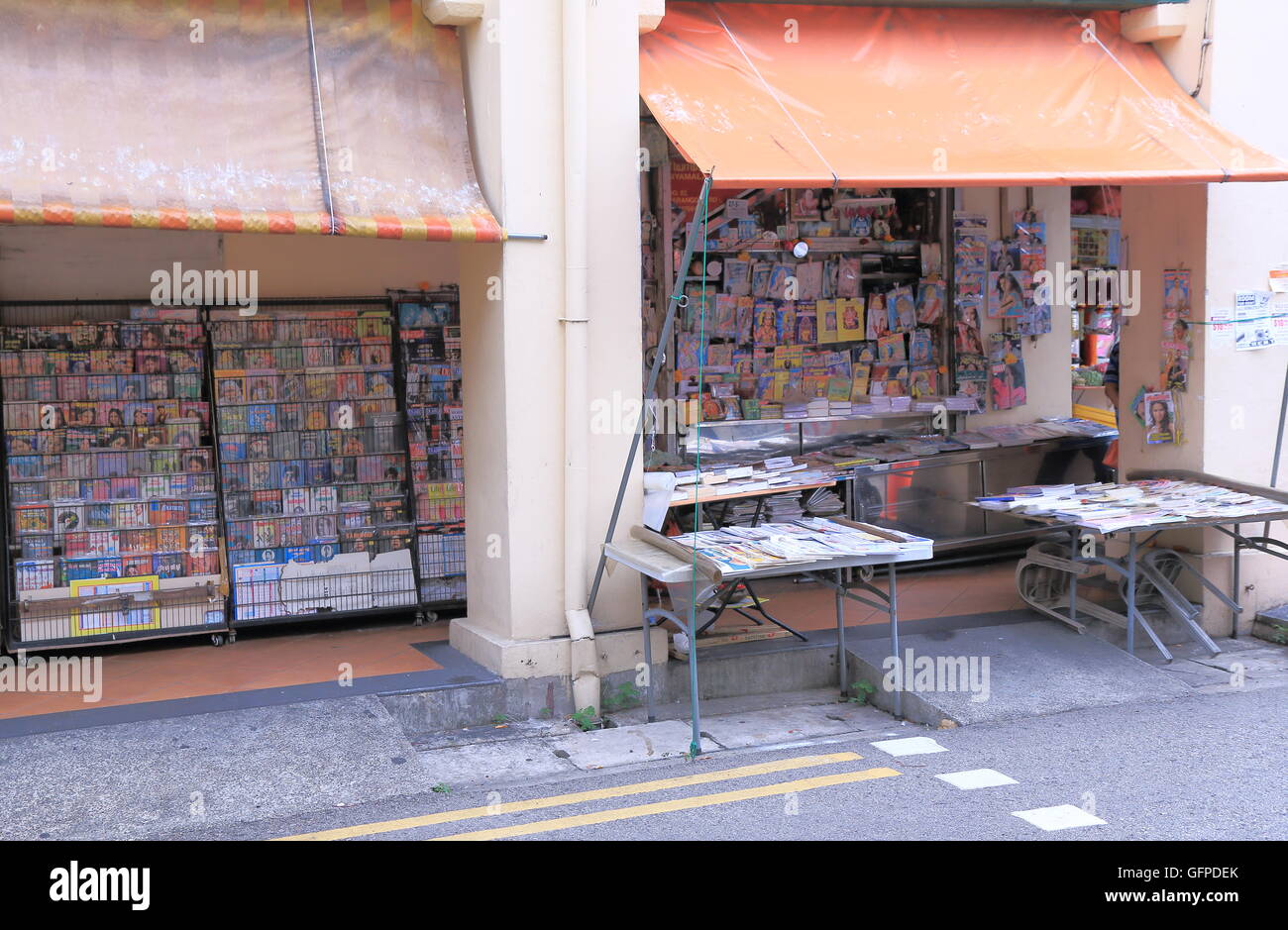 CD e DVD shop in Little India di Singapore. Foto Stock