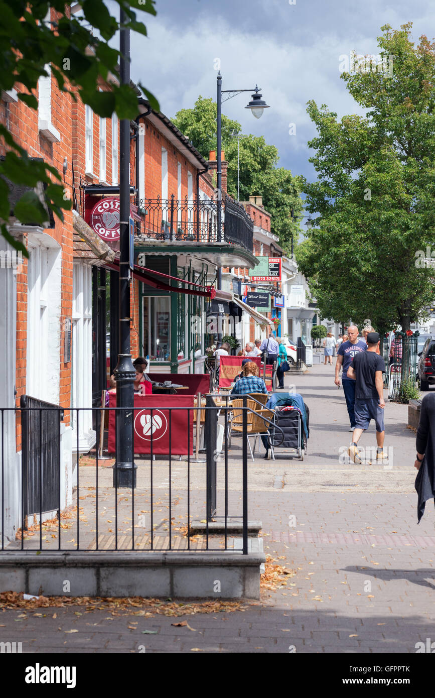 Hartley Wintney in Hampshire su un giorno d'estate. Foto Stock