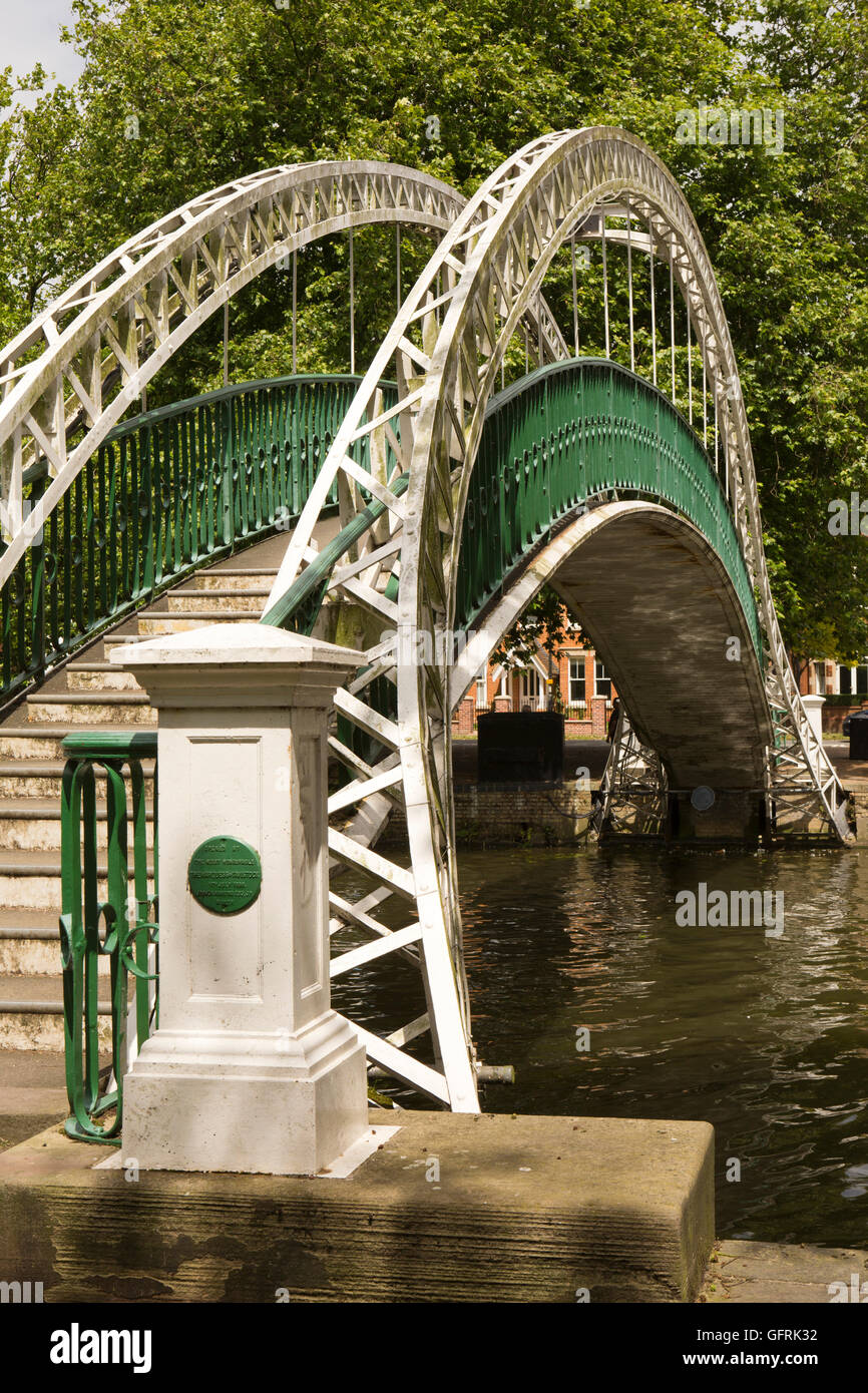 Regno Unito, Inghilterra, Bedfordshire, Bedford, Mill Prati, sospensione ponte sul Fiume Great Ouse Foto Stock