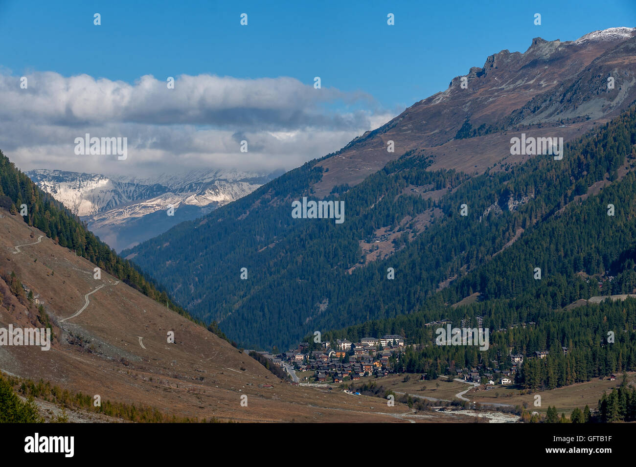 Una vista della Val d'Anniviers in Vallese Svizzera Foto Stock