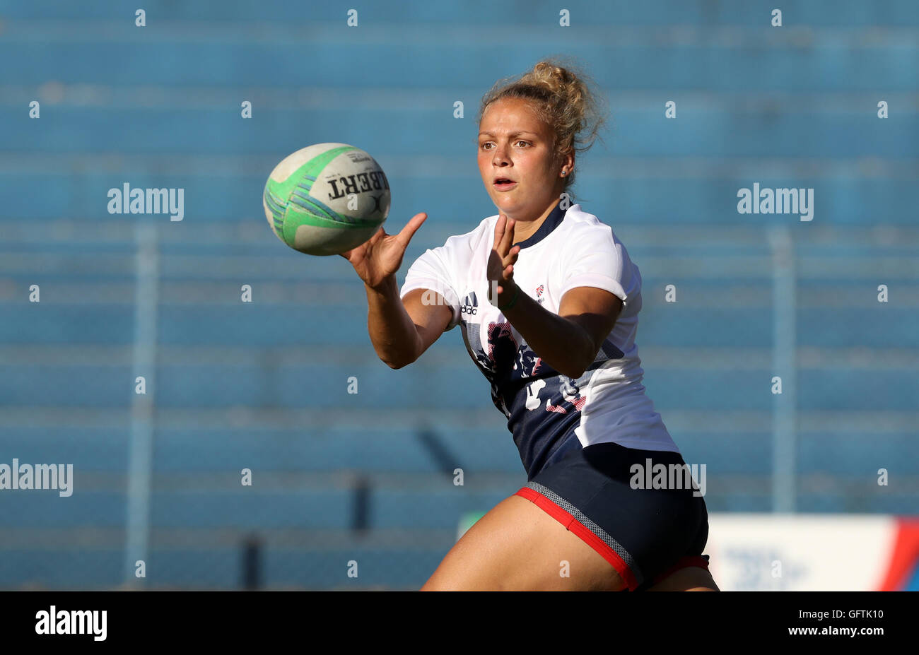 Team GB womens 7's Kay Wilson durante una sessione di formazione presso il team training camp in Belo Horizonte, Brasile. Foto Stock
