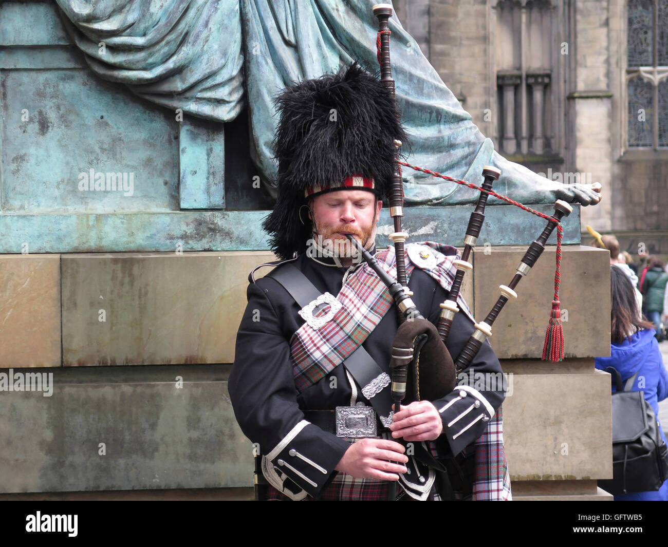 Bagpiper, Edimburgo Foto Stock