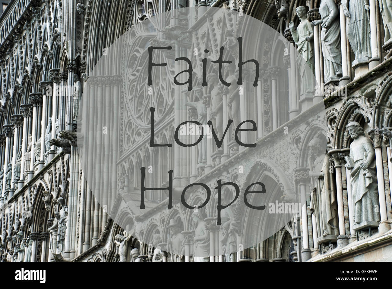 Chiesa di Trondheim, testo Fede amore e speranza Foto Stock